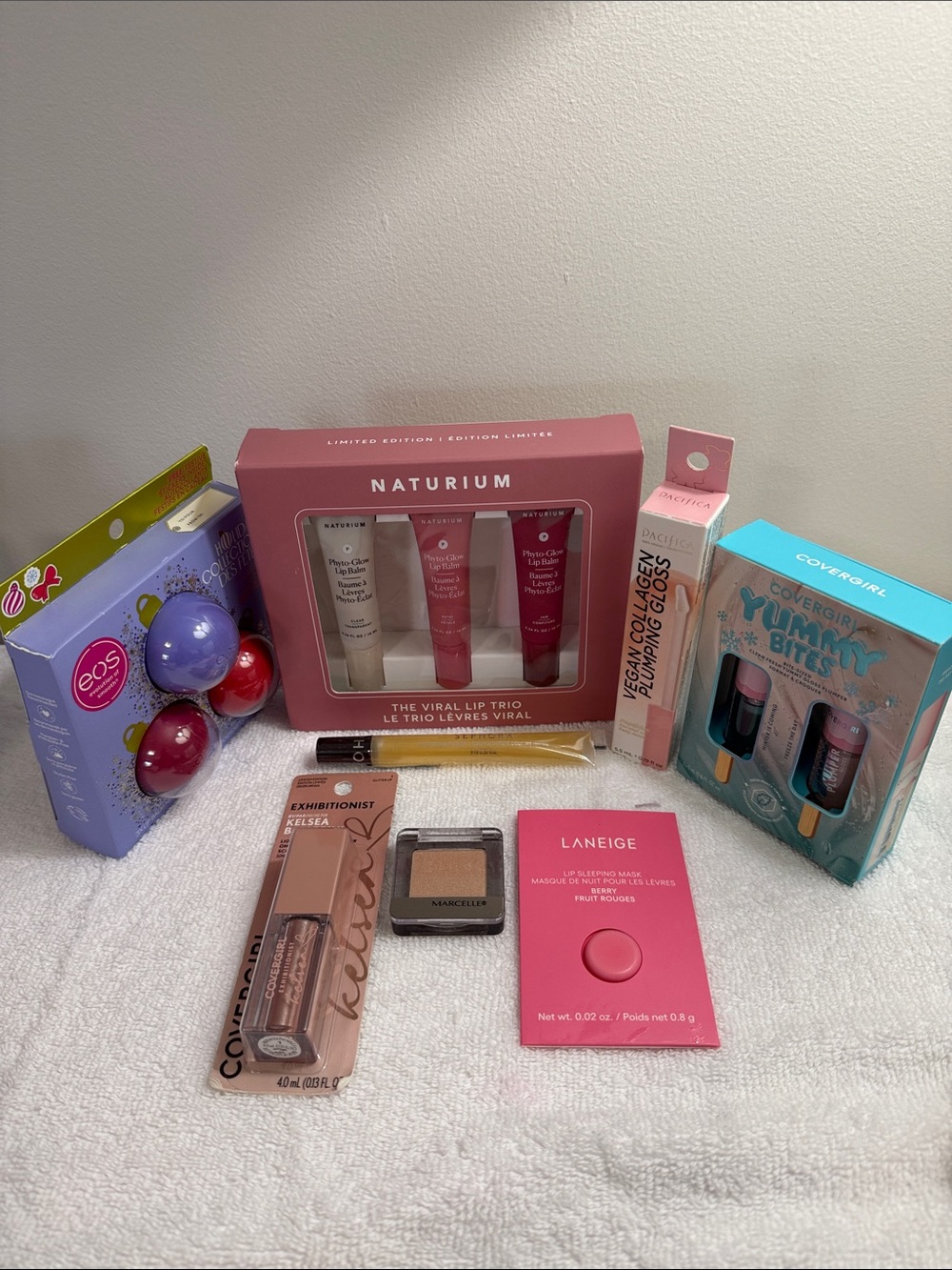 Lip Bundle 💋 plus eye showdow, EOS, Naturium, Pacifica, Sephora, Cover Girl